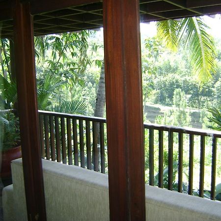 Swaloh Resort & Spa Kalangbret الغرفة الصورة